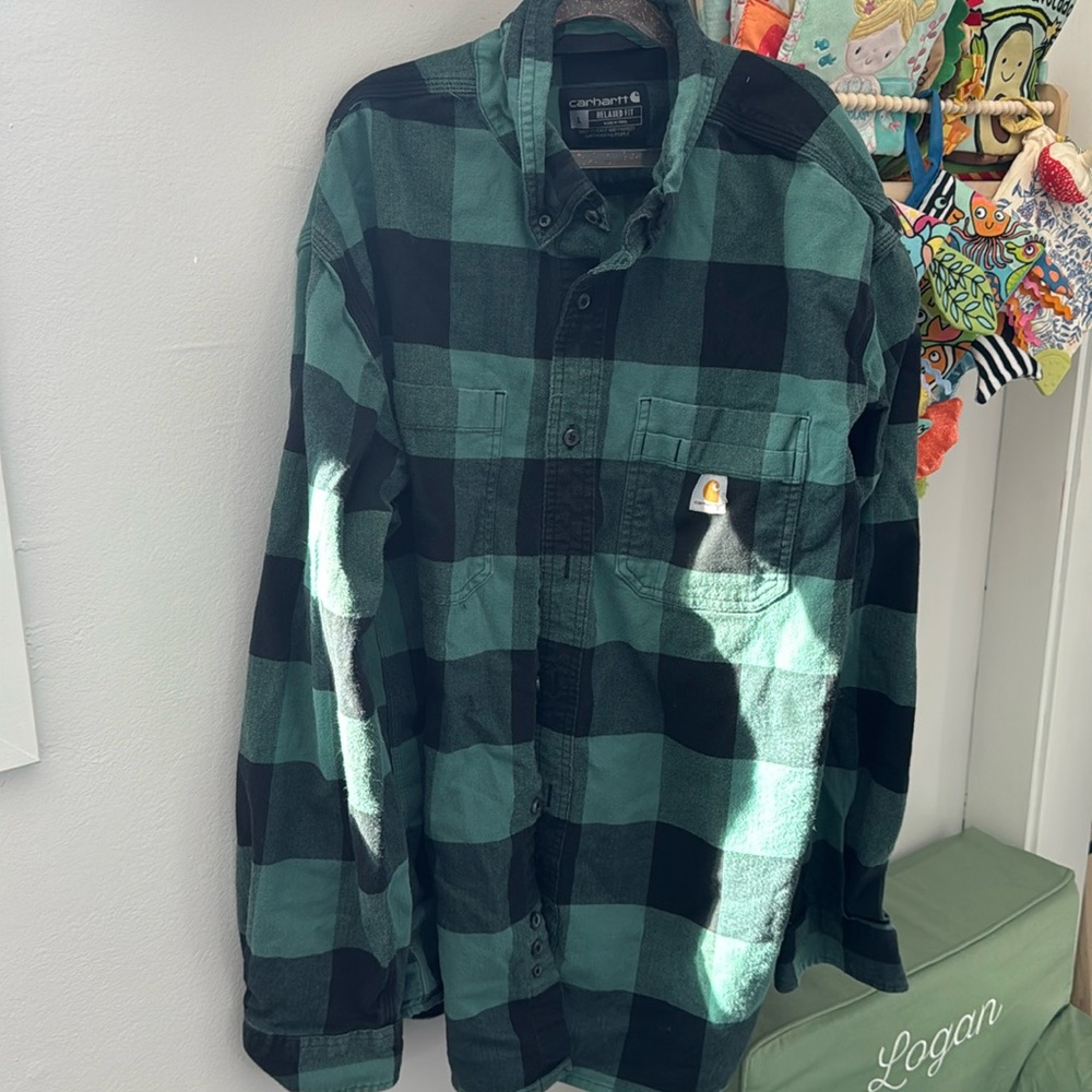 Carharrt flannel 🖤